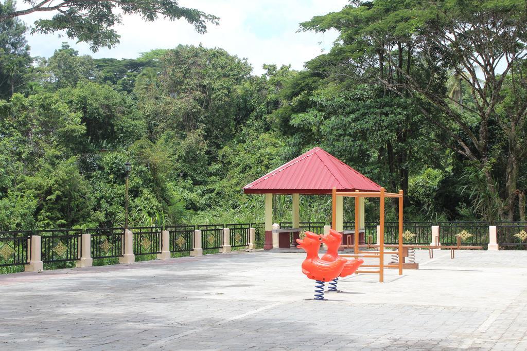 Liwagu Lodge Ranau Bagian luar foto